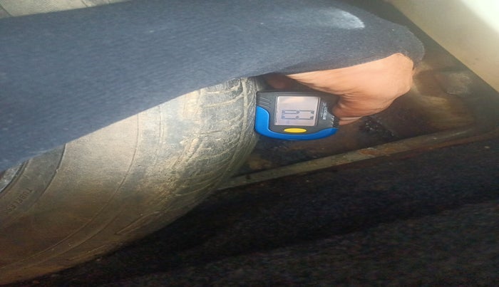 2011 Tata Indigo ECS LX CR4, Diesel, Manual, 76,131 km, tyre