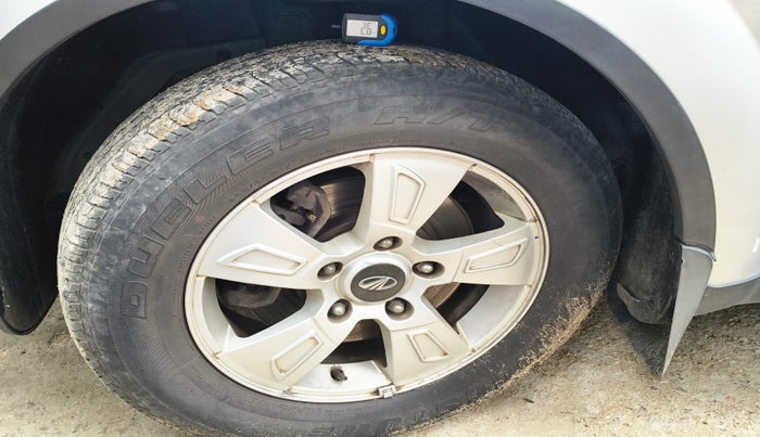 2015 Mahindra XUV500 W8, Diesel, Manual, 35,001 km, tyre