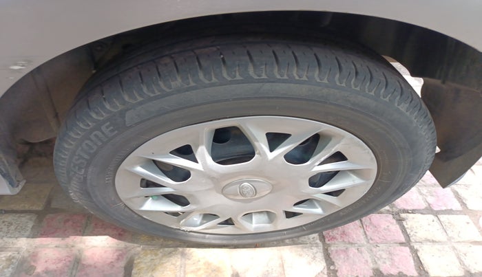 2016 Ford New Figo TREND 1.5L DIESEL, Diesel, Manual, 65,258 km, tyre