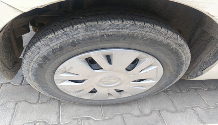 2013 Maruti Swift Dzire VDI, Diesel, Manual, 64,042 km, tyre