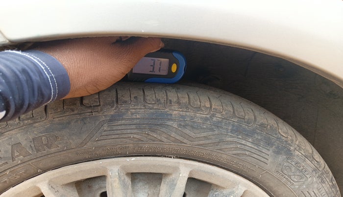 2011 Chevrolet Spark LS 1.0, Petrol, Manual, 84,452 km, tyre