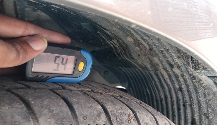 2013 Hyundai i20 MAGNA 1.2, Petrol, Manual, 94,149 km, tyre