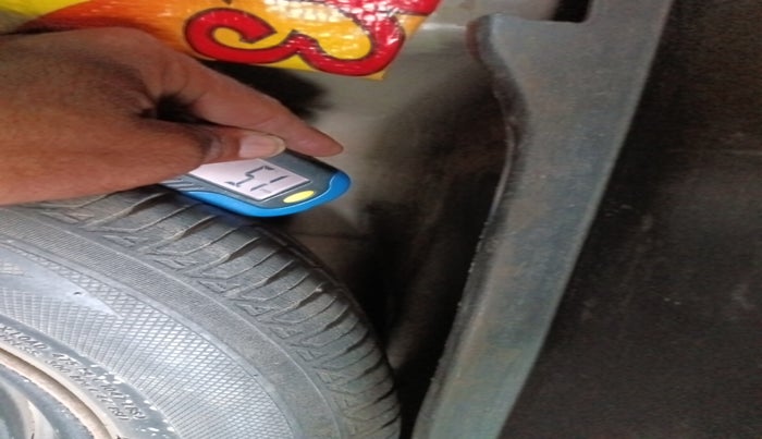 2013 Hyundai i20 MAGNA 1.2, Petrol, Manual, 94,149 km, tyre