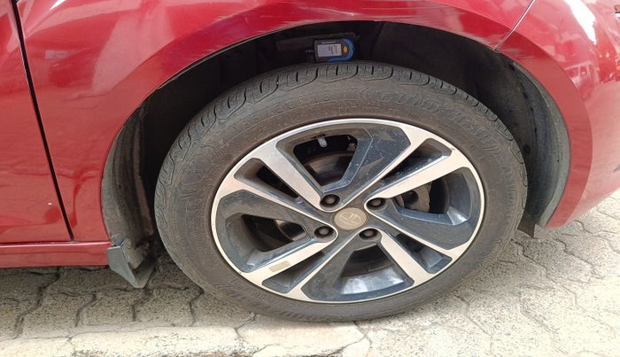 2023 Tata ALTROZ XZ DIESEL, Diesel, Manual, 30,164 km, tyre