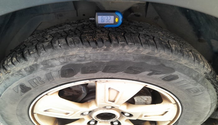 2015 Mahindra XUV500 W8, Diesel, Manual, 1,87,419 km, tyre