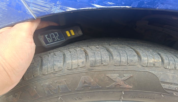 2015 Ford Figo Aspire TITANIUM 1.2 PETROL, Petrol, Manual, 46,046 km, tyre