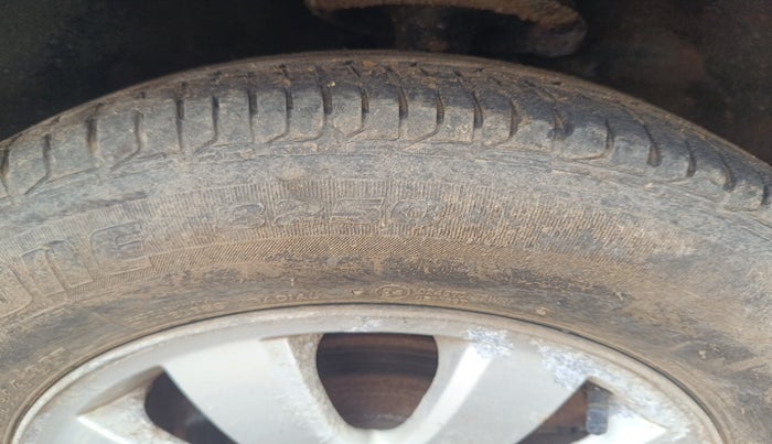 2011 Maruti Ritz ZXI, Petrol, Manual, 88,965 km, tyre