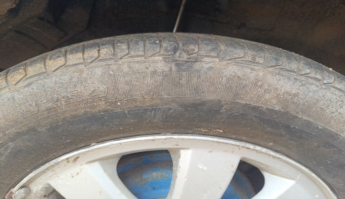 2011 Maruti Ritz ZXI, Petrol, Manual, 88,965 km, tyre