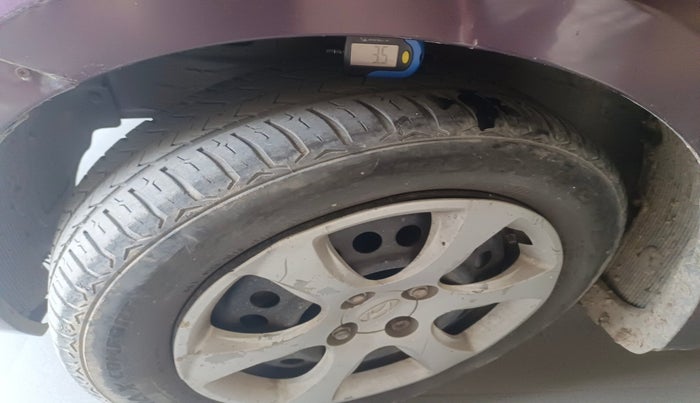 2013 Hyundai Verna FLUIDIC 1.6 CRDI EX, Diesel, Manual, 1,01,806 km, tyre