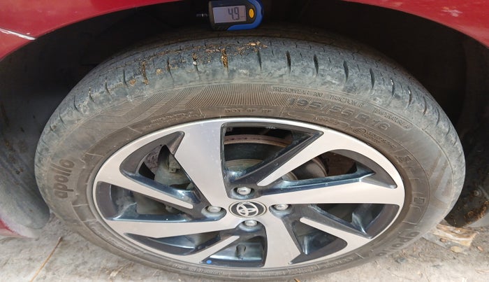 2022 Toyota Glanza V AMT, Petrol, Automatic, 32,000 km, tyre