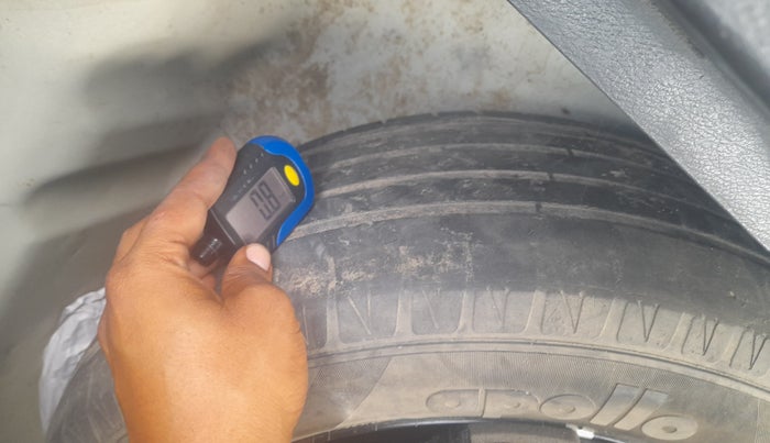 2016 Maruti Vitara Brezza ZDI PLUS, Diesel, Manual, 1,17,359 km, tyre