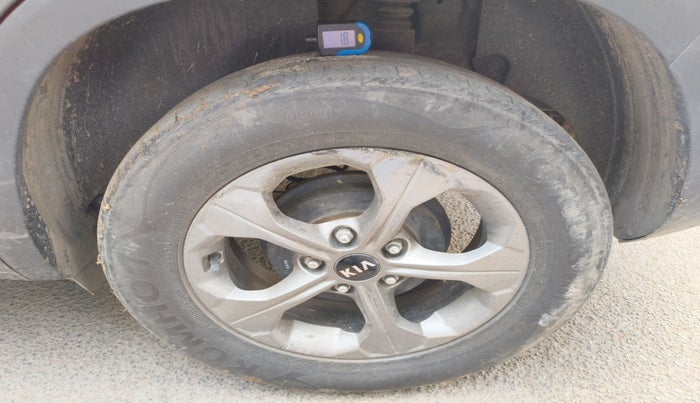 2020 KIA SELTOS HTK PLUS 1.5, Petrol, Manual, 36,478 km, tyre