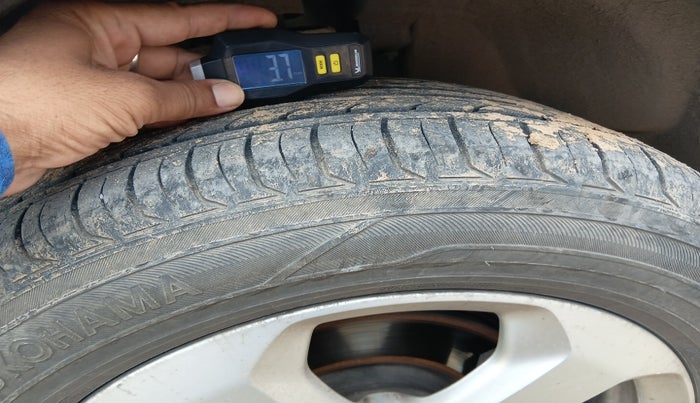 2017 Jeep Compass LIMITED 1.4 PETROL AT, Petrol, Automatic, 90,791 km, tyre