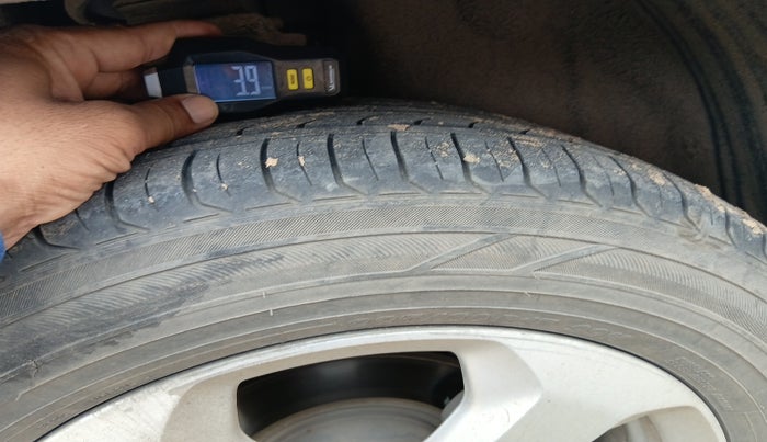 2017 Jeep Compass LIMITED 1.4 PETROL AT, Petrol, Automatic, 90,791 km, tyre