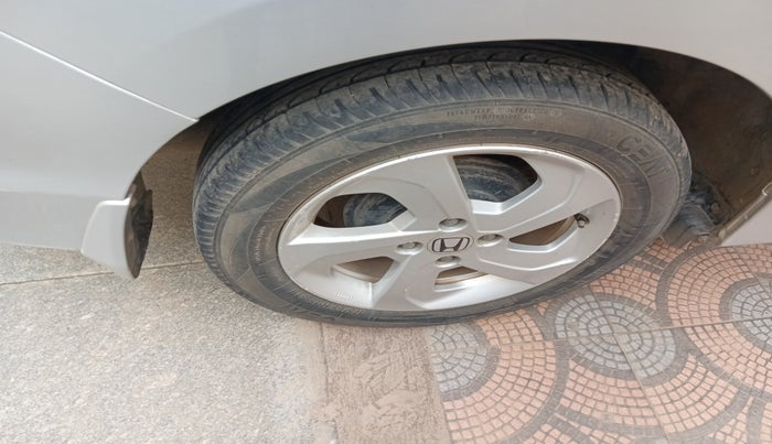 2014 Honda City 1.5L I-VTEC VX CVT, Petrol, Automatic, 48,438 km, tyre