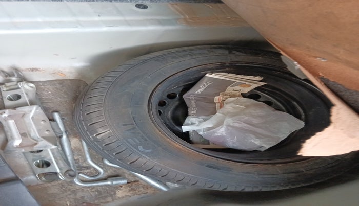 2014 Honda City 1.5L I-VTEC VX CVT, Petrol, Automatic, 48,438 km, tyre