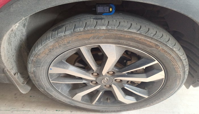 2019 Mahindra XUV300 W8(O) 1.5 DIESEL DUAL TONE, Diesel, Manual, 1,01,426 km, tyre