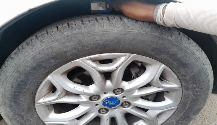 2016 Ford Ecosport TITANIUM+ 1.5L DIESEL, Diesel, Manual, 84,804 km, tyre