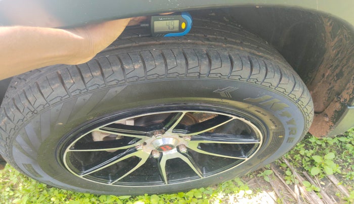 2021 Maruti Vitara Brezza LXI, Petrol, Manual, 30,366 km, tyre