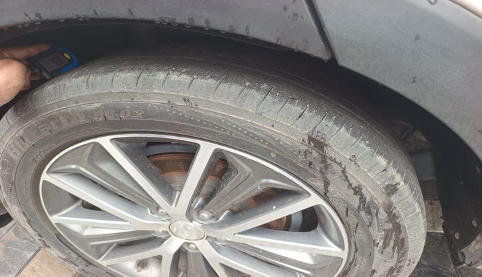 2018 Hyundai Tucson GLS 2WD AT DIESEL, Diesel, Automatic, 1,26,000 km, tyre