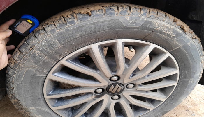 2017 Maruti Dzire ZXI PLUS AMT, Petrol, Automatic, 71,114 km, tyre