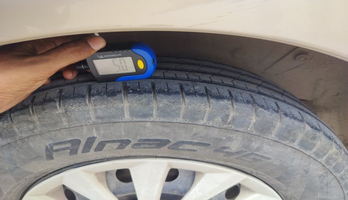 2011 Toyota Etios G, Petrol, Manual, 85,414 km, tyre