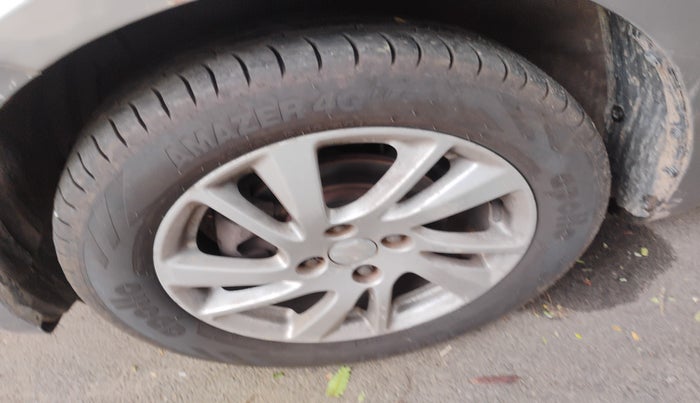2012 Maruti Swift ZDI, Diesel, Manual, 1,69,642 km, tyre