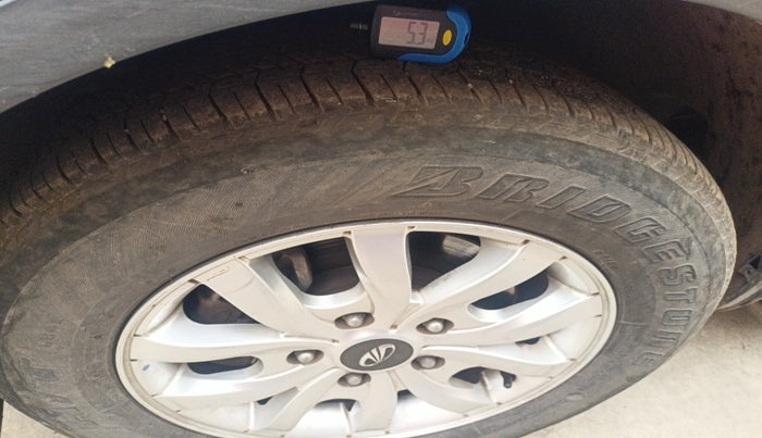 2019 Mahindra XUV500 W9, Diesel, Manual, 1,05,091 km, tyre