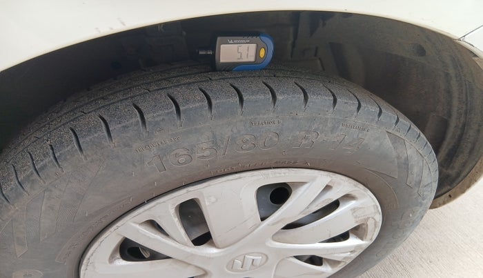 2015 Maruti Swift VXI, Petrol, Manual, 90,928 km, tyre
