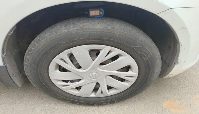 2013 Maruti Swift VXI, Petrol, Manual, 85,392 km, tyre