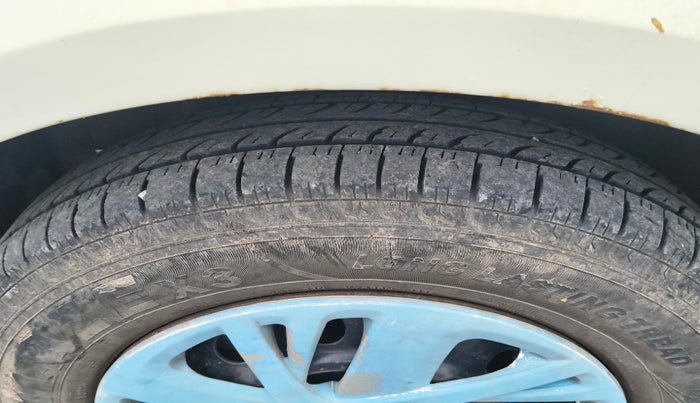 2011 Maruti Swift Dzire VXI, Petrol, Manual, 95,467 km, tyre