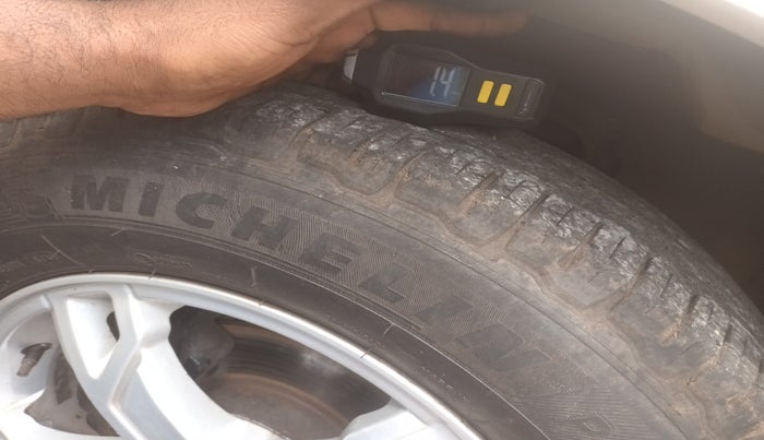 2016 Mahindra Scorpio S10, Diesel, Manual, 1,08,711 km, tyre