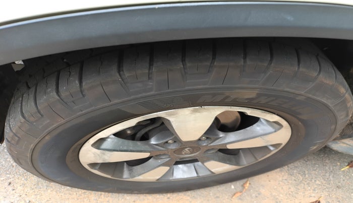 2021 Mahindra ALTURAS G4 4WD AT, Diesel, Automatic, 78,615 km, tyre