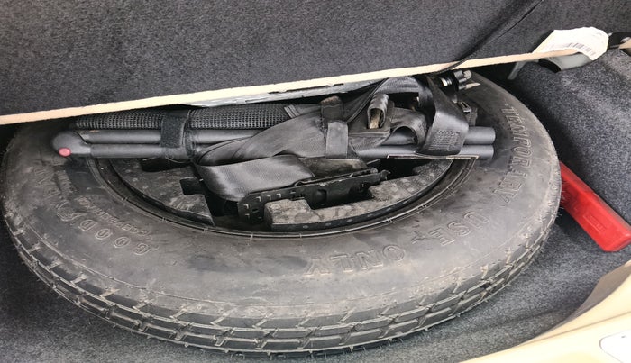 2010 Mercedes Benz S Class 350 CDI LONG BLUE EFFICIENCY, Diesel, Automatic, 1,47,000 km, tyre