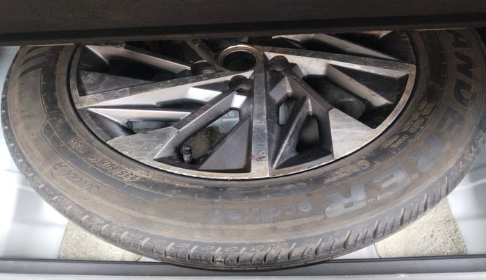 2023 Hyundai Tucson SIGNATURE 2.0 AT PETROL, Petrol, Automatic, 14,961 km, tyre