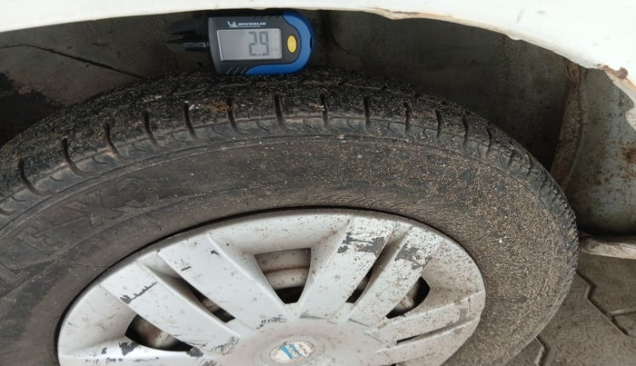 2010 Maruti Alto LXI, Petrol, Manual, 1,34,085 km, tyre