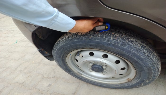 2012 Maruti Wagon R 1.0 LXI, Petrol, Manual, 36,871 km, tyre