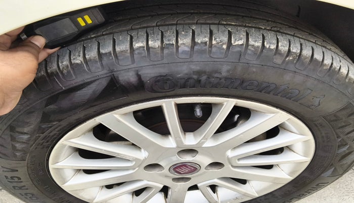 2011 Fiat Linea EMOTION 1.3, Diesel, Manual, 68,555 km, tyre