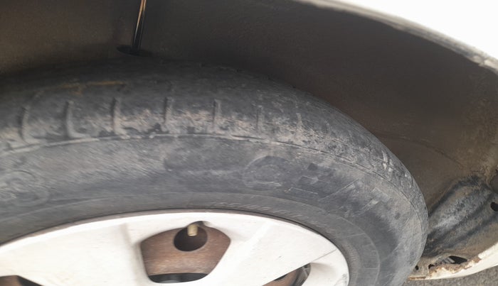 2014 Maruti Ritz VDI, Diesel, Manual, 1,27,797 km, tyre