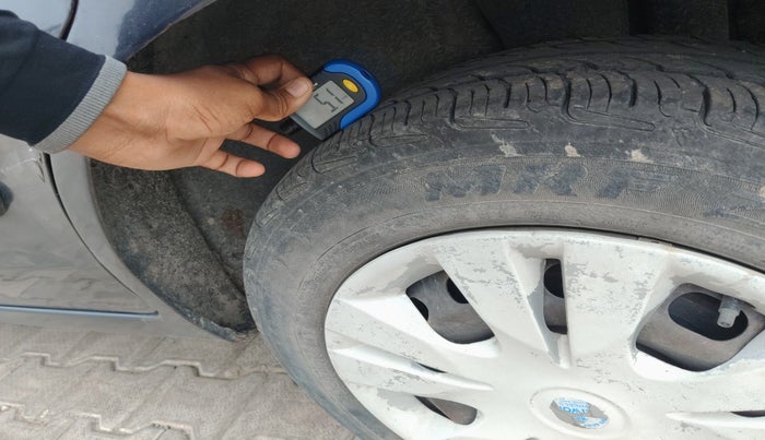 2010 Ford Figo TITANIUM 1.2 PETROL, Petrol, Manual, 66,007 km, tyre