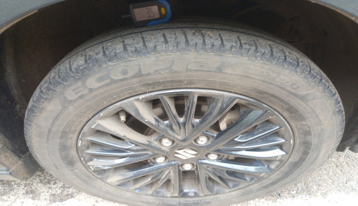 2022 Maruti XL6 ALPHA MT, Petrol, Manual, 85,439 km, tyre