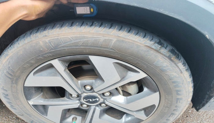 2022 KIA SONET HTX 1.5, Diesel, Manual, 44,200 km, tyre