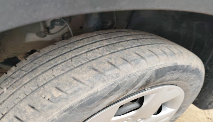 2022 Hyundai VENUE SX 1.2 PETROL, Petrol, Manual, 49,902 km, tyre