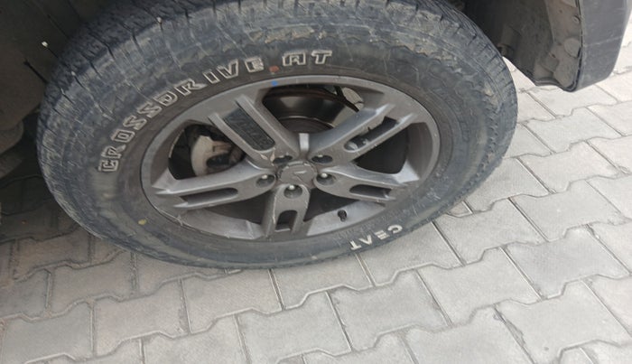 2022 Mahindra Thar LX D 4*4 MT HT, Diesel, Manual, 60,706 km, tyre