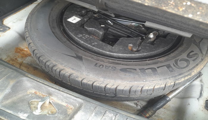 2017 Hyundai Creta SX PLUS 1.6 DIESEL, Diesel, Manual, 1,28,826 km, tyre