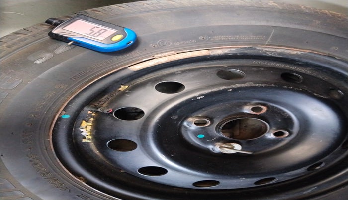 2015 Maruti Swift VDI ABS, Diesel, Manual, 1,29,159 km, tyre