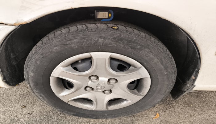 2010 Hyundai Accent GLE, Petrol, Manual, 84,675 km, tyre
