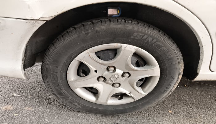 2010 Hyundai Accent GLE, Petrol, Manual, 84,675 km, tyre