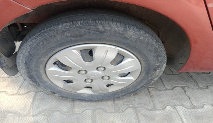 2010 Hyundai i10 MAGNA 1.2, Petrol, Manual, 85,798 km, tyre