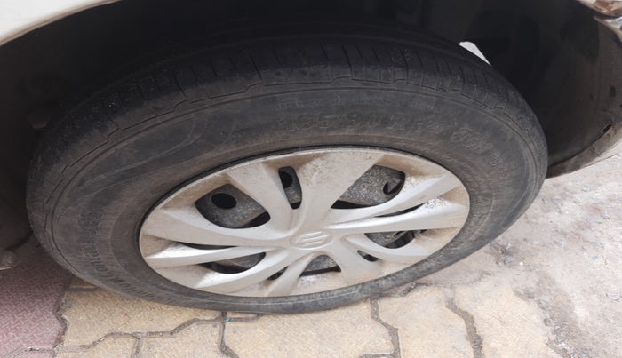 2015 Maruti Swift VDI ABS, Diesel, Manual, 81,897 km, tyre